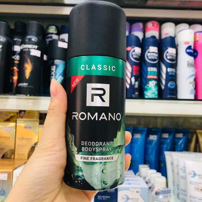 Xịt hỗ trợ khử mùi toàn thân cho Nam Romano Classic 150ml