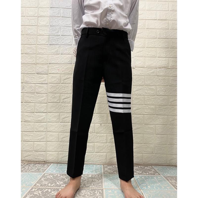 Quần Âu 4 sọc Thêu Trắng Đen Đính đá khoá vải tăm lỳ dày dặn