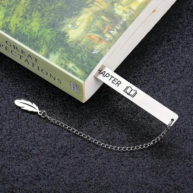 Creative Leaf Pendant Metal Bookmark, 1 Count Durable & Easy to Clean Book Mark, Decorative Book Mark for Office School Library 2