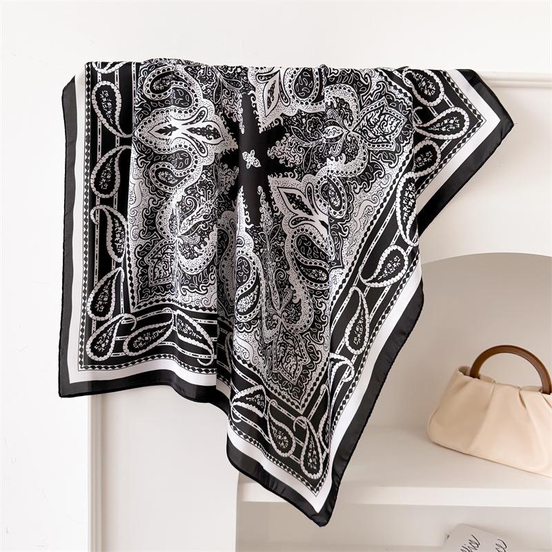 Product Introduction of Khăn Quàng Cổ Vuông Cổ Áo Tóc In Hình, Dành Cho Nữ, Hàng Mới Về, 70CM (27,55inch), Làm Bằng Lụa, Mô Phỏng Lụa, Thích Hợp Cho Tiếp Viên, Khăn Choàng Nữ Công Sở, WJ70FZS-101 9