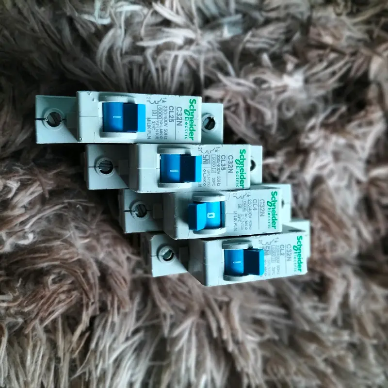 MCB SCHNEIDER PLN 1P 2A/4A/6A/10A 2