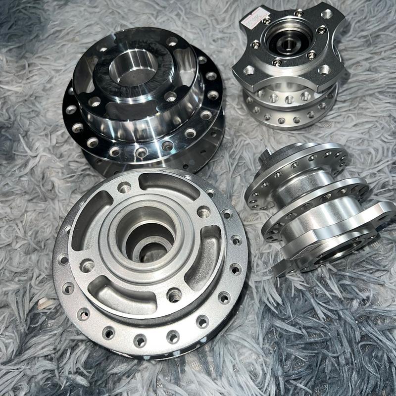 Đùm drag + đùm bạc + đùm crom dành cho xe yamaha xe điện