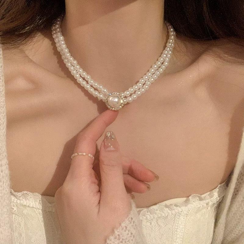 Product Introduction of Pearl Necklace for Women, Niche Light Luxury Design, High-end Fashionable Temperament, Clavicle Chain, Choker, Sweater Chain, Bead Chain 20