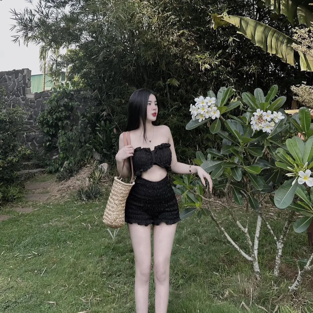 Jum Chun Gân Nhúm Chất Xốp Co Dãn Khoét Eo Đi Biển Siêu Xinh Nữ Nhung Women Màu Đen Dress Sen