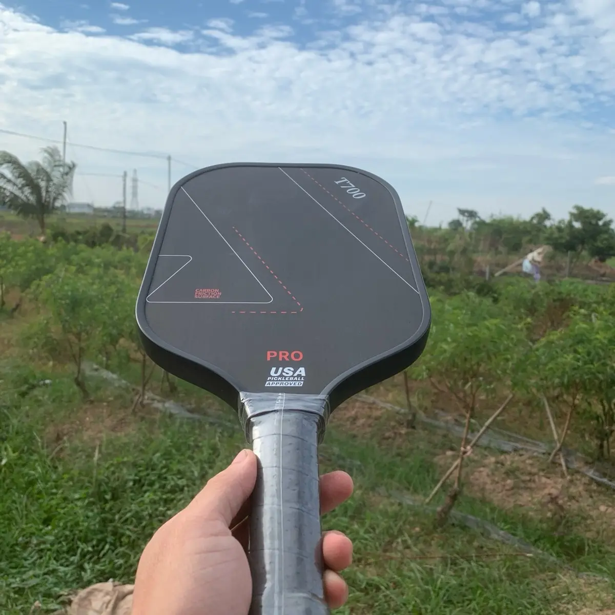 Tặng 1 bóng  t700pro cải tiến t700 cacs bon công nghệ  ép nóng lạnh bảo hành 3 tháng có trợ lực có chống rung