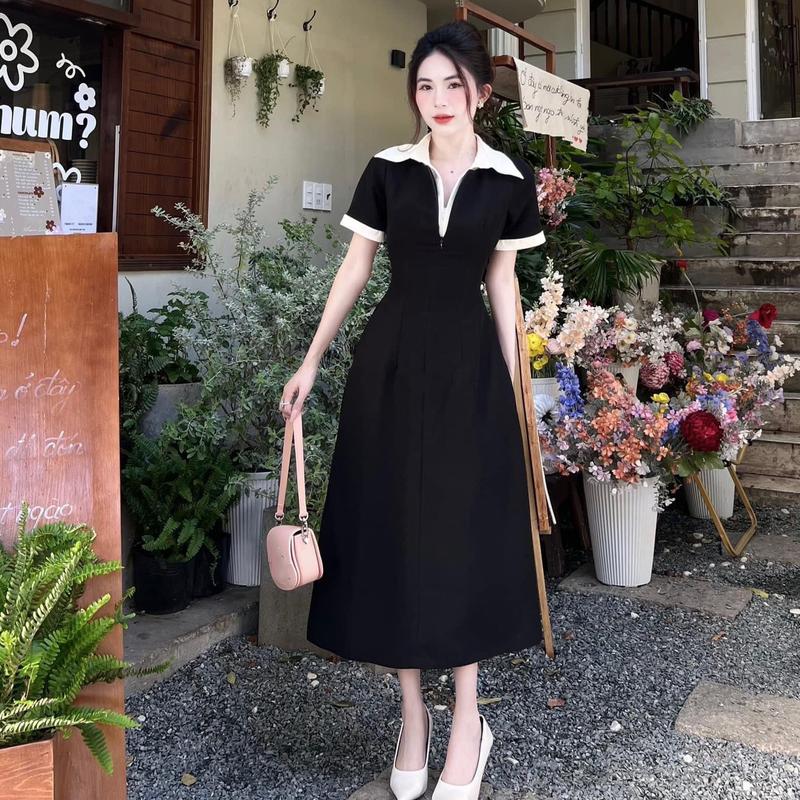 Đầm Váy Dáng Dài Phối Cổ Trụ Màu Da Nhạt Thời Trang Nữ