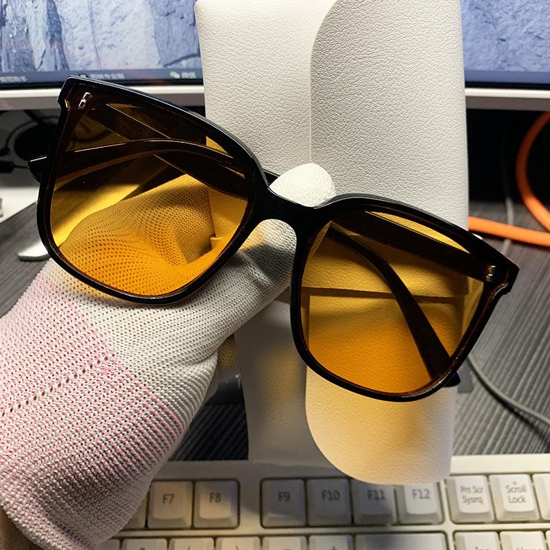 Product Introduction of New Korean Sunglasses Boy and Girl Sunshade Sunglasses UV Protection Glasses 7