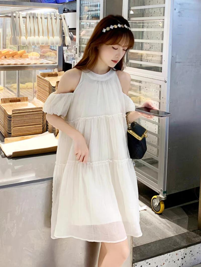 Product Introduction of Váy cổ yếm tay bồng 2 lớp mềm mịn, mặc đi cafe, đi dạo, đi du lịch,.... 8