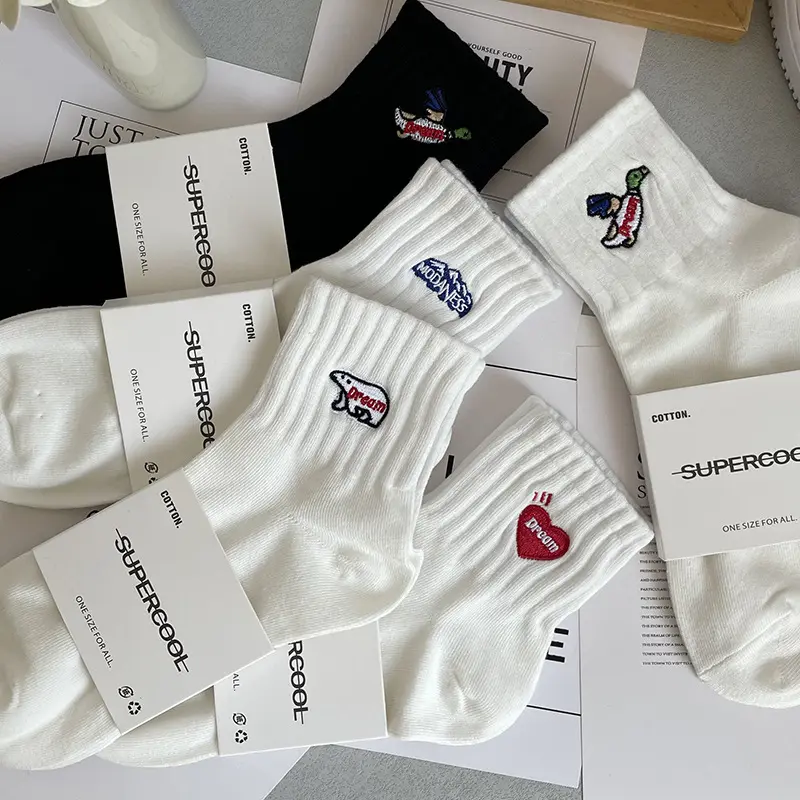 ⚪[205S/S]Men's Anti-Odor Sports Socks - White Embroidered Ankle Socks, Breathable & Moisture-Wicking, Unisex Running Socks - 5 Pairs