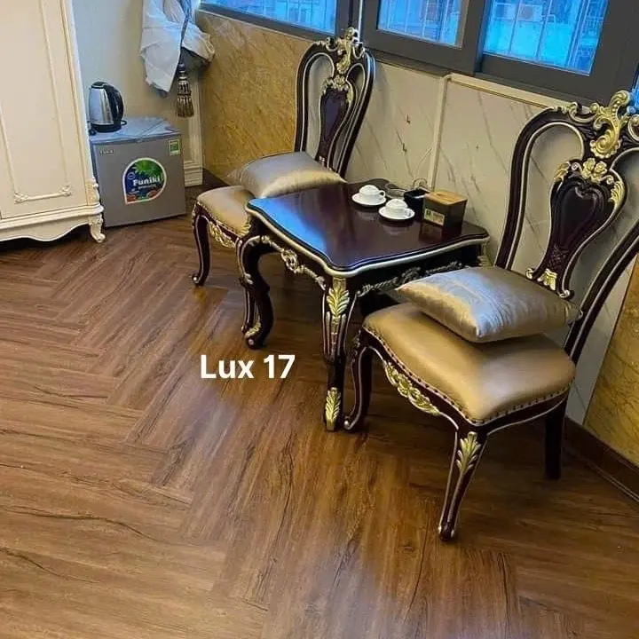 Combo 4 Hộp Miếng Dán Nền Nhà Sẵn Keo Tiện Lợi ( 144 tấm=20m2) - Loại Nặng 1