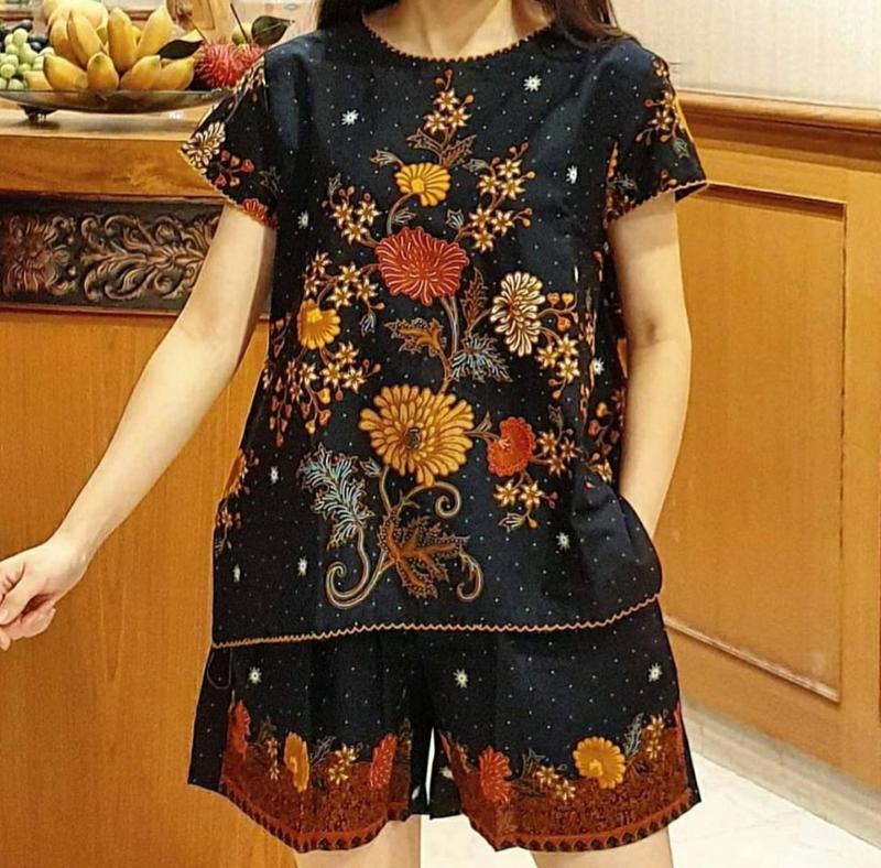 Product Introduction of Setelan batik wanita Bahan Katun Primis halus premium Warna Hitam Baju Batik Imlek wanita Mewah Lengan pendek 1