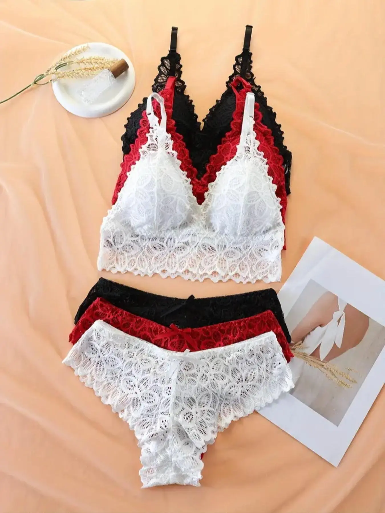 Women's Floral Lace Bra & Panty Set, Adjustable Strap Wireless Bra & Panty Set, Soft Comfy Breathable Underwear Set for Women
