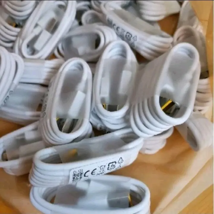 kabel data realme bawaan hp ori 100% c1 c2 c2 realme 1 2 3 4 5 5i c 11 c12 c13 c15 c20 C21 C21y c25y C30 C31 C33 U1 micro usb Tipe IDO Panjang Putih 3