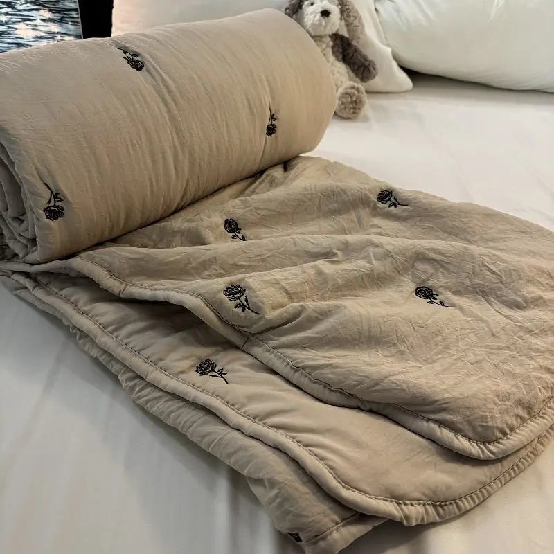 Chăn Mùa Hè Có Thể Giặt Bằng Máy Cho Nữ, Chăn Thêu Điều Hòa Không Khí, Cotton Giặt Mùa Hè, Màu Kem, Chăn Mỏng, Bán Chạy
