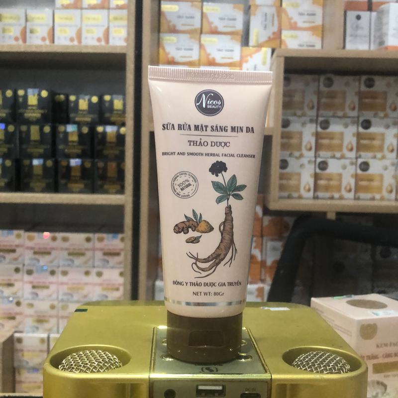 1rửa mặt lớn 80g bao hang chinh hang+ 3