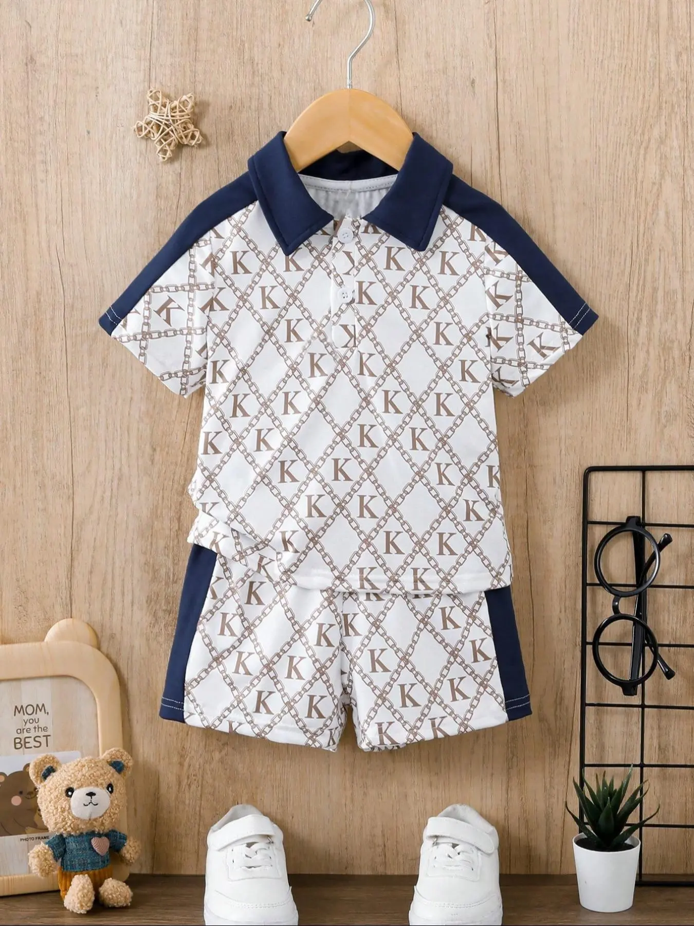 Two-Piece Set Baby's All Over Letter Print Polo Shirt & Shorts, Casual Colorblock Print Short Sleeve Top & Shorts for Summer, Infant Toddler Kids Clothes for Daily Wear