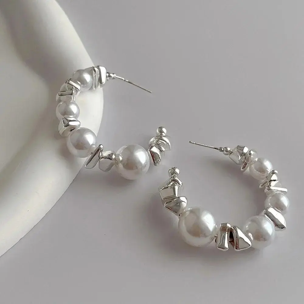 1 Pair of Exquisite C Shape Earrings Irregular Silver Color Beaded & Pearl Semicircular Dangle Earrings for Women Party Fashion Jewelry