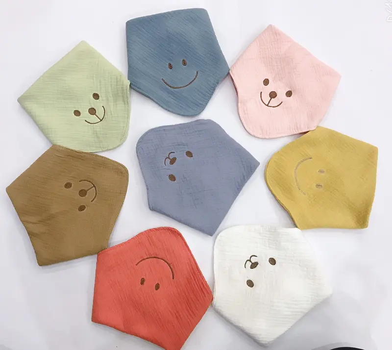 Bộ 3 yếm tam giác cho bé yêu có cúc bấm vải Muslin và Thêu hình mặt cười hoặc các con vật (chọn hình ib shop nhé) 7