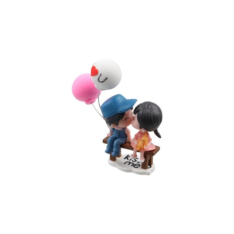 Product Introduction of Girls Gifts Home Decor Car Ornaments Resin Creative Cartoon Couples Model Toys Cute Cartoon Kiss Balloon Action Figure Men and Women 10