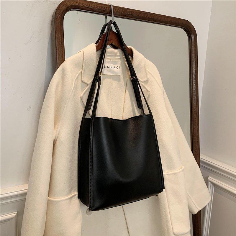 One bag on the shoulder, retro-large tote bag of women, fashionable bag 3