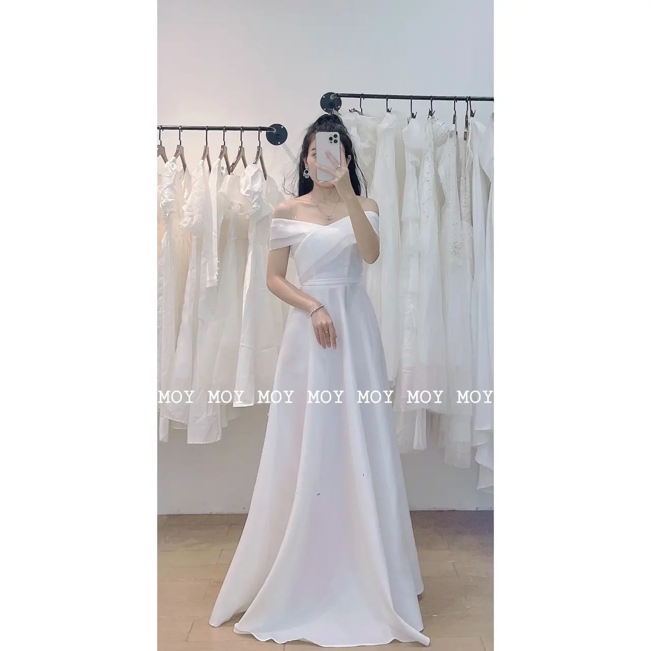 Váy bệt vai voan xoè phi taffeta nơ đan lưng- Váy cưới thiết kế đi bàn, chụp ảnh đơn giản, Thanh lịch- H318