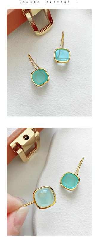 Product Introduction of New Square Mori Style Resin Earrings Women's Elegant Fresh High-Grade Hong Kong Style Eardrop Earring Accessories 5