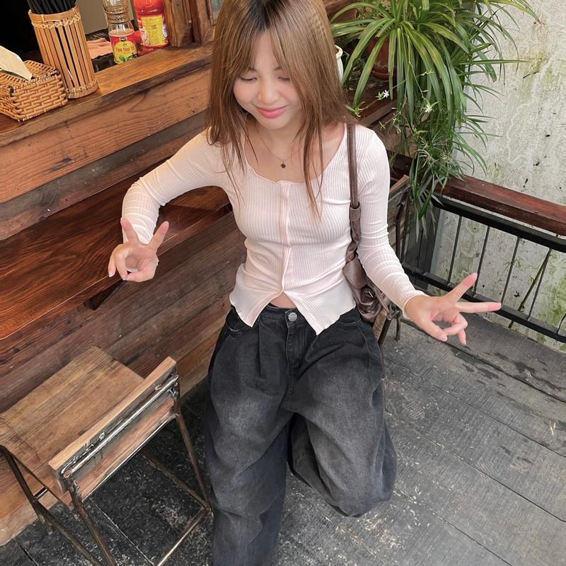 Áo thun gân dài tay hottrend 2025, mỏng vừa vặn mùa thu nữ tính Jorsey - Chie Top Cotton Women Cổ Tròn 4