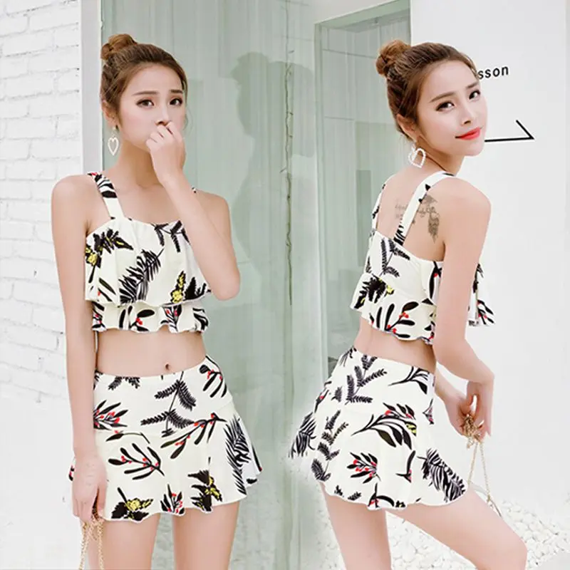 Set Baju Renang Bikini Pantai Wanita Model Split Motif Daun Print / Set Bikini Wanita Seksi Gaya Korea Impor / Swimsuit New Korean Fairy Style Lady Sexy Tight fitting High Waisted Slim / Korean Swimsuit Import Two Piece / Baju Renang Wanita Motif Daun 4