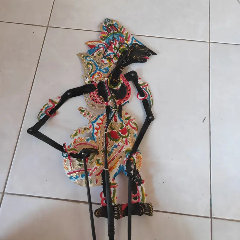 Wayang Kulit Karakter tokoh Prabu Kresna 2