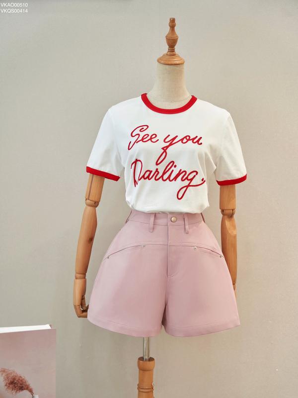 VIVIKA - Áo thun cổ tròn chữ thêu, Quần short dáng A túi sau đắp hộp - VKAO00510 VKQS00414 Nữ Women Top Cotton 6