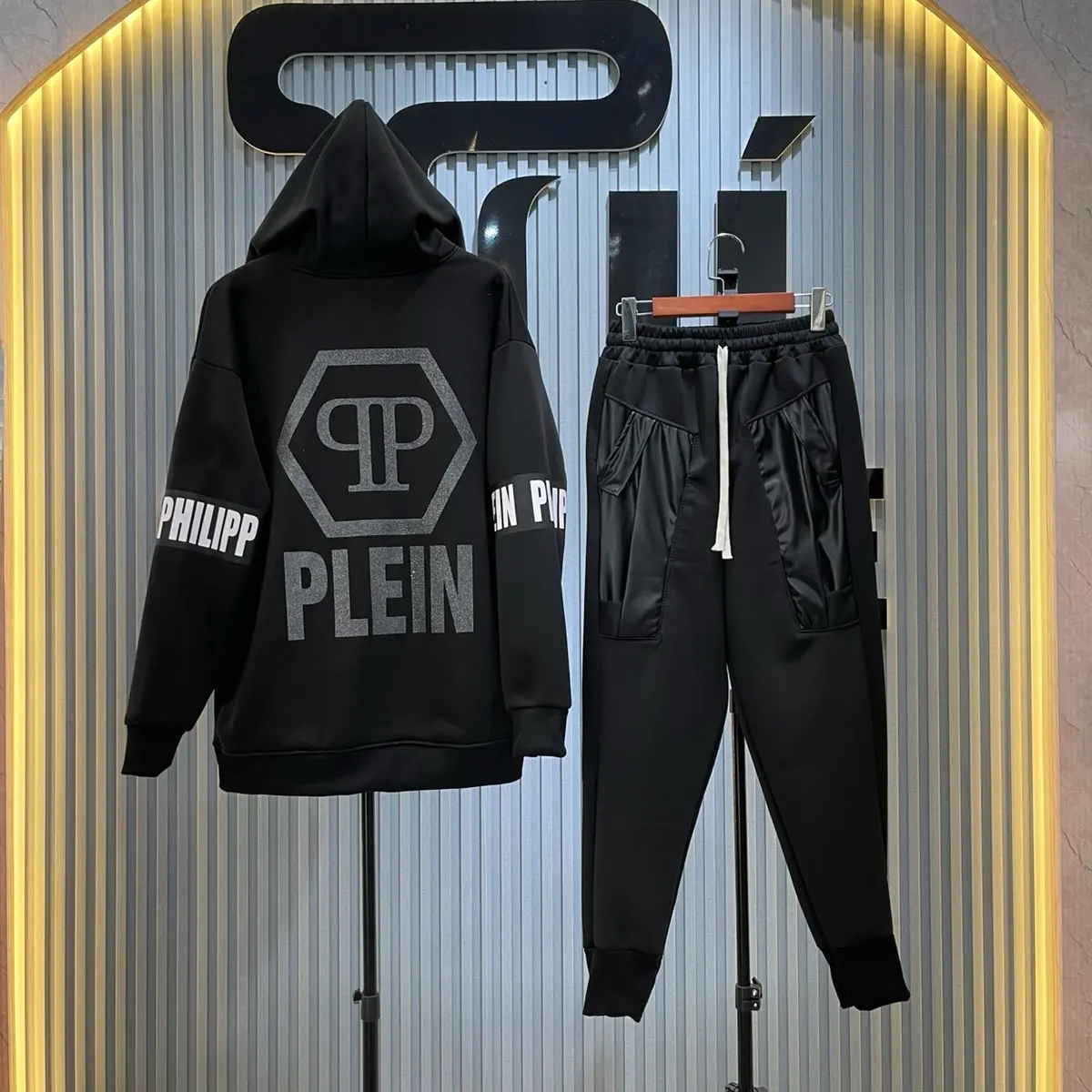Bộ Đồ phối áo cùng quần da túi chất nỉ bông hottrend 2025 Nam Menswear Nhung