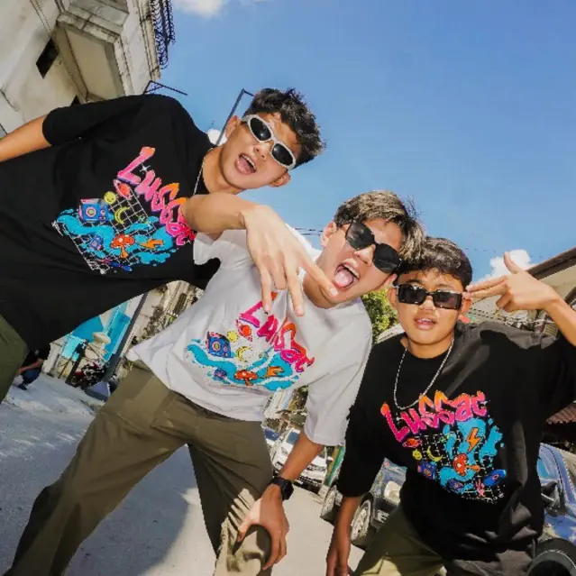 LUSSAC X FILLIX T-shirt Distro T-shirt Men's Cotton Combed 24s ~FREE STICKER Kaos Printing Soft High Baju Pendek Pria Polos Tee Oversize 0