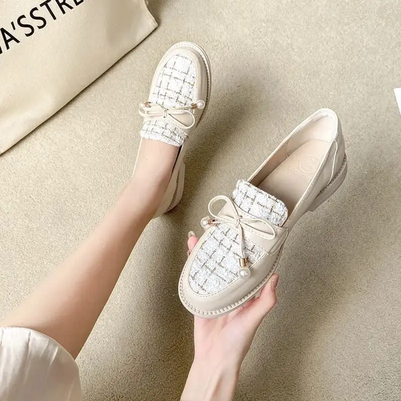 SEPATU WANITA SLIP ON LOAFERS STYLE KOREA DOCMART BEST SELLER LBK 0322