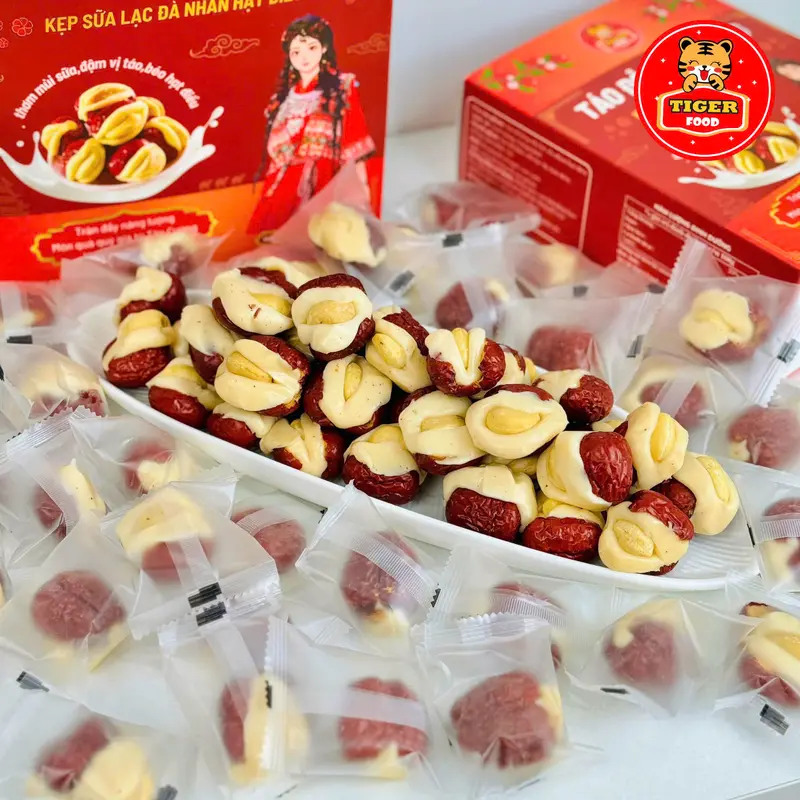 [ 1KG TÁO MIX 3 VỊ ] Táo Đỏ Kẹp Sữa Nhân Hạt Điều TIGER FOOD Táo đỏ Tân Cương kẹp sữa nhân hạt điều Mix 3 vị Matcha - Phô Mai và Truyền Thống - Đồ ăn vặt - bánh kẹo tết 2025 snack thức ăn Nuts 4