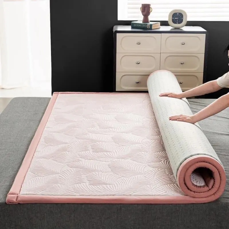 Thảm băng lạnh x2 tiện dụng mát lạnh mềm dưới có hạt chống trượt hoạ tiết tinh tế 4