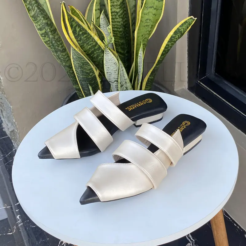 CHELLTIC - Sandal Wanita Mules Hak Tahu 2CM Terbaru Sepatu Heels Wanita Elegan Party Cewek Korea  Sendal Flat SlipOn Kekinian Hils Pesta Princes Weeding Shoes Selop Wisuda Terlaris COD 1