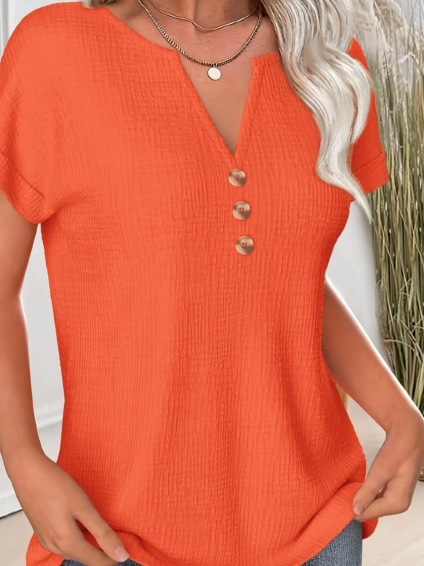 Women's Plain Button Decor Tee, Casual Short Sleeve T-shirt for Daily Wear, Ladies Clothes for All Seasons