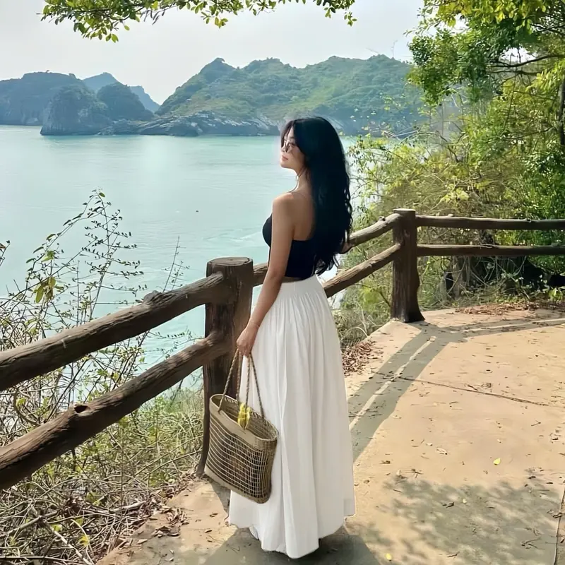 Sét Váy Đi Chơi Gồm Áo Cúp Nguc + Chân Váy Đũi Dáng Dài Màu Trắng 1
