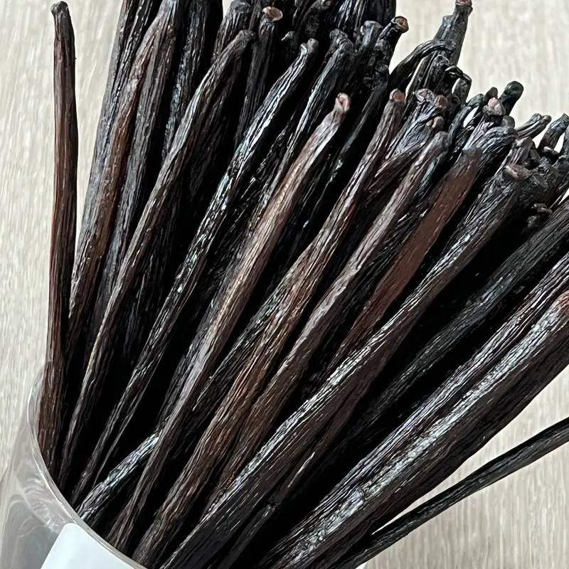 Quả vanilla khô nhập khẩu, 15-17cm, 50gr gồm 10-16 quả, tạo hương vani tự nhiên cho bánh, kem, sữa hạt và các thức uống 1