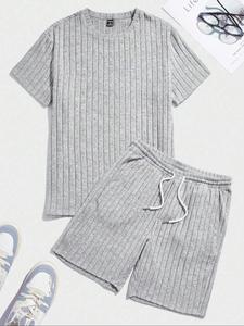 ZAFUL Casual Men  Solid Ribbed Knit Tee & Shorts Men Tee & Drawstring Waist Shorts Men's 2-Piece Set