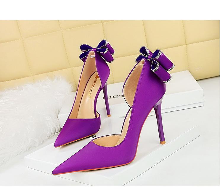 Product Introduction of 626-H36M European and American Style Banquet High Heels Stiletto High Heels Shallow Pointed Toe Side Cutout Rhinestone Back Bowknot Single Shoes kitten  heels 7