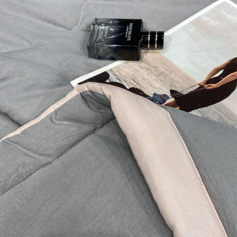 Soft Blanket Japanese Minimalist Style Super Soft Comforter Premium Cotton Quilt Single Queen King Size Air Conditioning Quilt Plain Summer Blanket 4