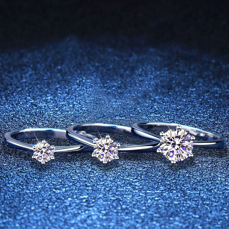 Cincin Pandora Sparkling Blue Sparkling Crown Solitaire Ring S925