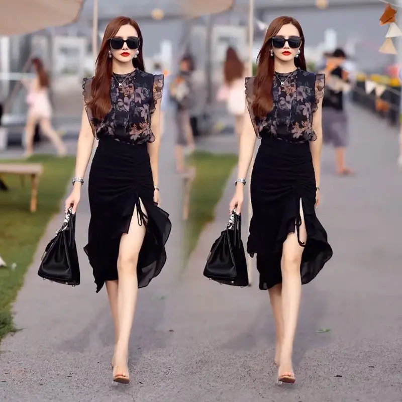Bộ Thời Trang Duyên Dáng, Nữ Mùa Hè, Áo Áo Chui Đầu Hoa Mới, Áo Sơ Mi Không Tay, Váy Xếp Nhún Phong Cách Phương Tây Màu Đen, Người Nổi Tiếng Trên Internet