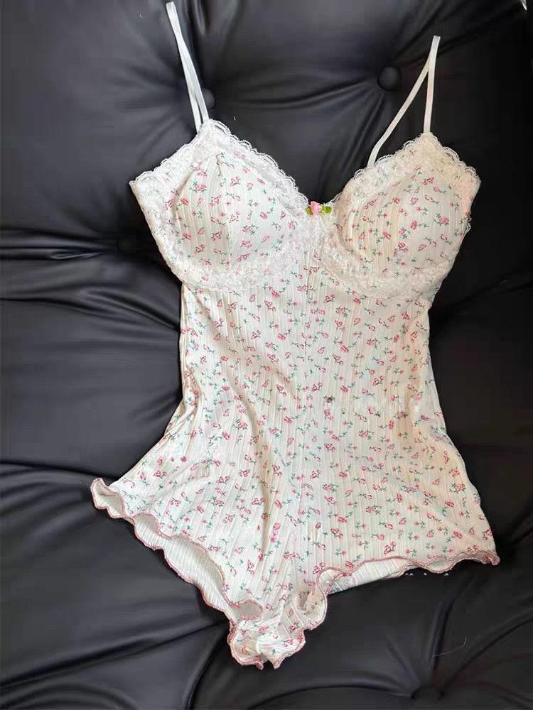 Product Introduction of Sexy Pajamas French Style Sexy Pure Desire Lace V-neck Slim Fit Floral Fresh Waist-cinching Strap Jumpsuit 1