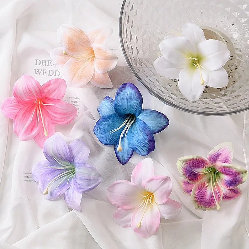1pc Hawaii Elegant Romantic Lily Flower Hair Grab Women Temperament Hairclip  For Beach Vacation