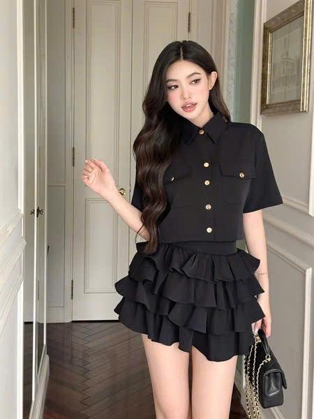 Set áo và chân váy COCOBEBE IZUM SET