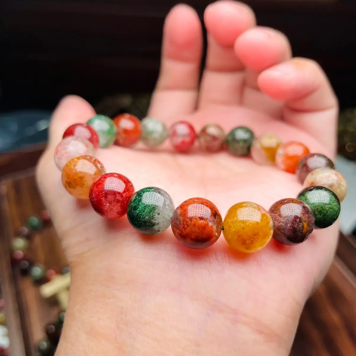 Vòng tay thạch anh ưu linh đa sắc (Hợp tất cả các mệnh) Đeo Tay Vietnam Vòng Unisex Vietnam Vietnam Vòng long diên hương Hằng ngày đá vn cẩm garnet