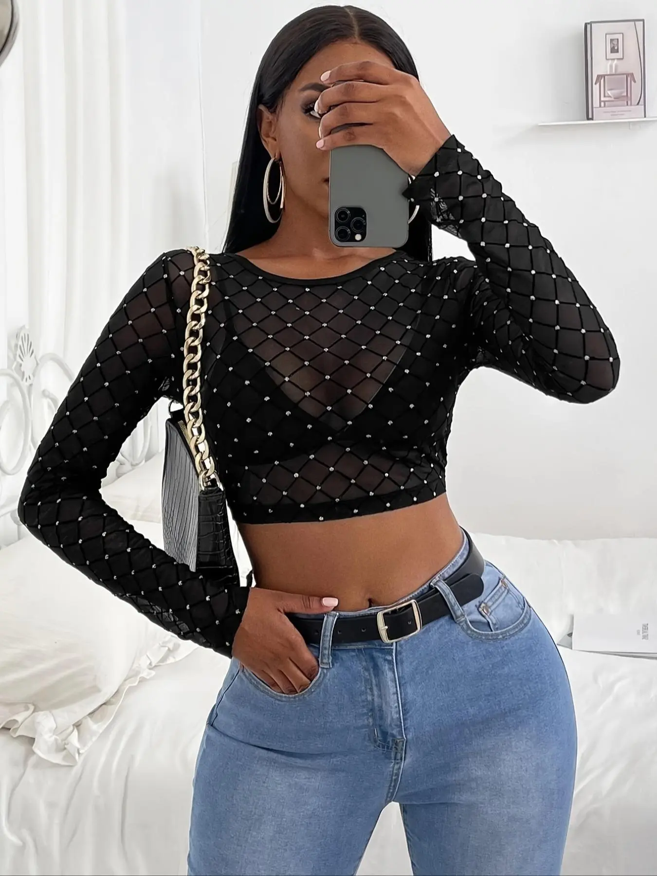 Women's Contrast Mesh Sheer Round Neck Crop Tee, Fashion Long Sleeve Crew Neck T-shirt for Daily Outdoor Wear, Ladies Clothes for All Seasons