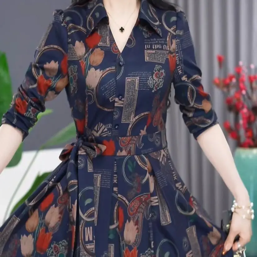 [Ladies Fashion] New 2024 Spring plus Size Waist-Tight Belly-Covering Slim Wide Lady Women's Mid-Length Patchwork Retro Printed Dress